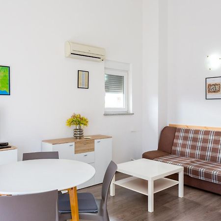 Loren - Mali - Second Floor Μεντουλίν Εξωτερικό φωτογραφία